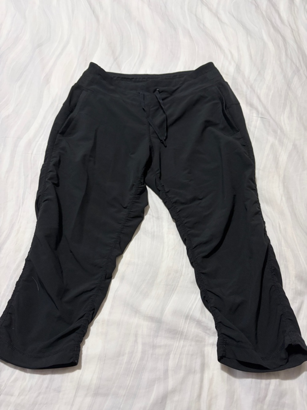 Black Drawstring Active Capri Pants